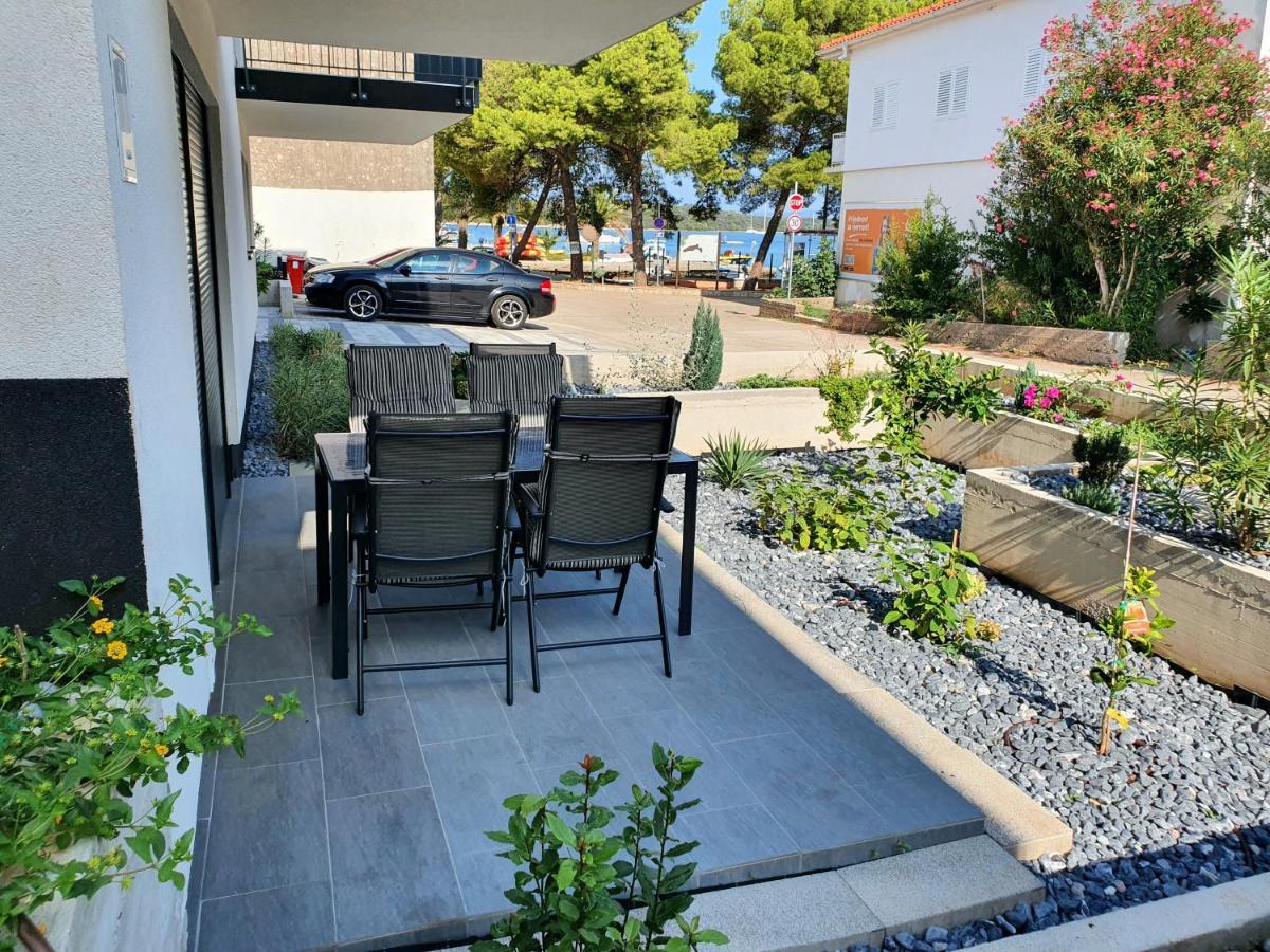 Apartmani Nerium Lovište Extérieur photo