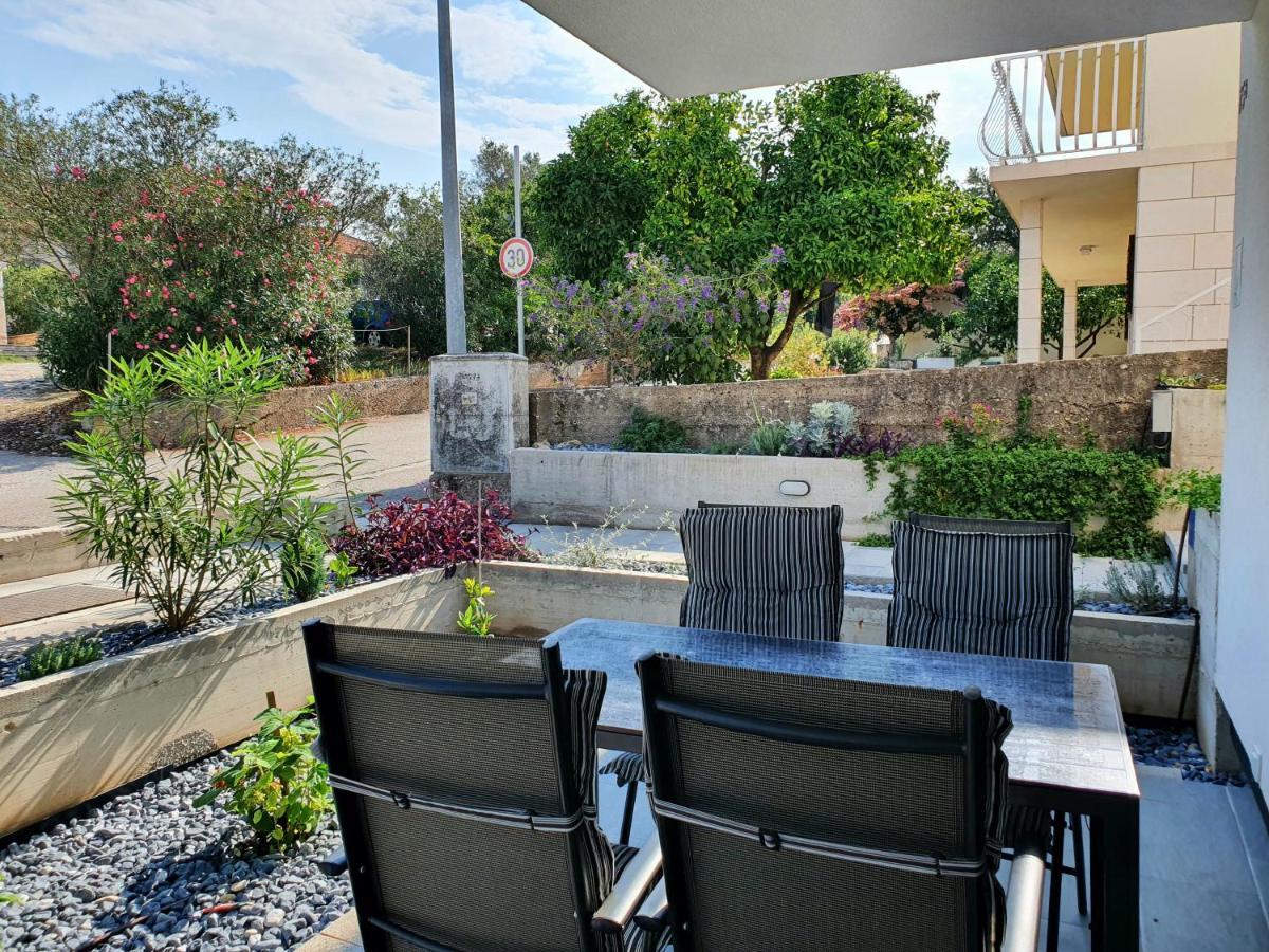 Apartmani Nerium Lovište Extérieur photo